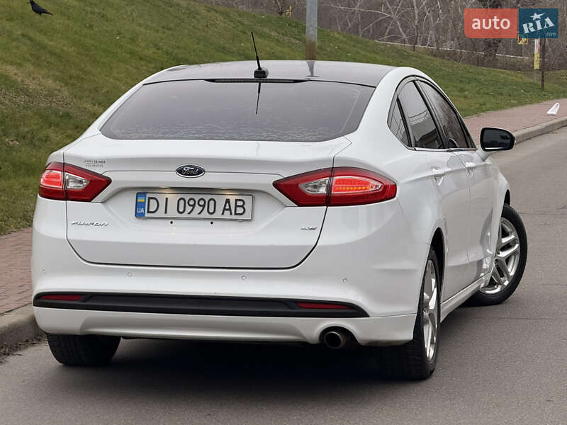 Седан Ford Fusion 2013 в Киеве
