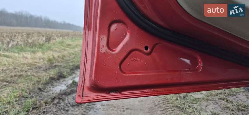 Хэтчбек Ford Fusion 2005 в Ладыжине фото 13 Хэтчбек Ford Fusion 2005 в Ладыжине