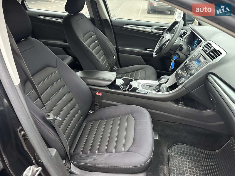 Седан Ford Fusion 2014 в Киеве