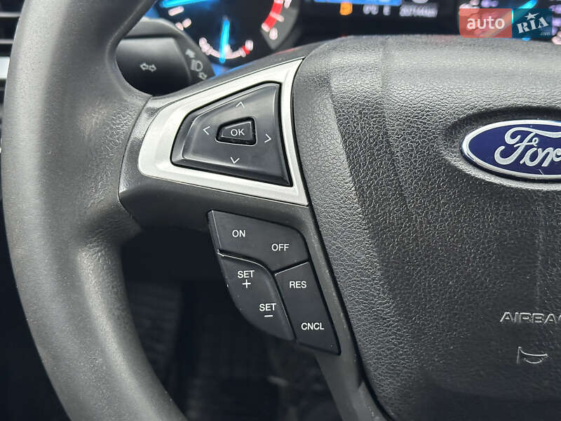 Седан Ford Fusion 2014 в Киеве