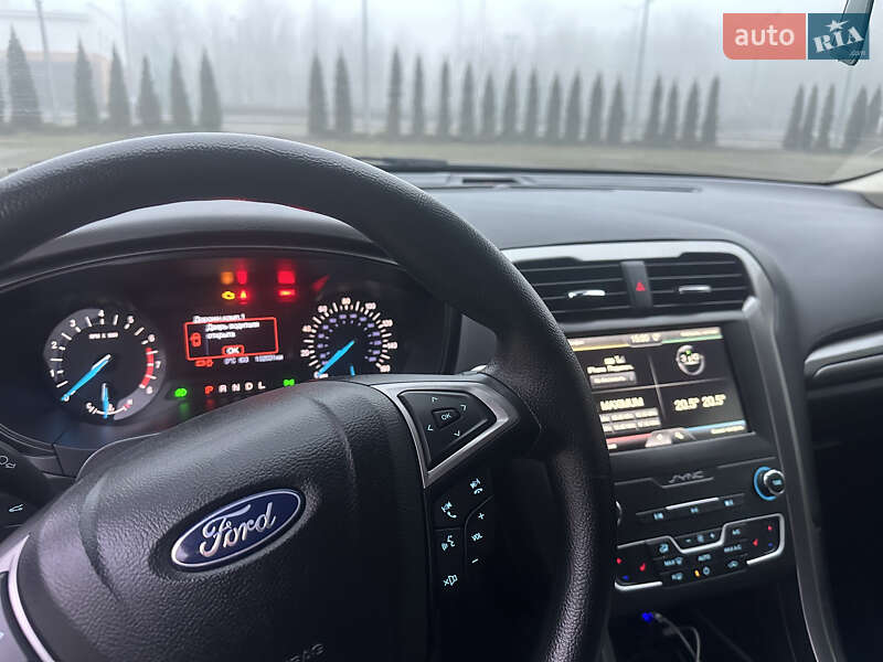 Седан Ford Fusion 2018 в Кривом Роге