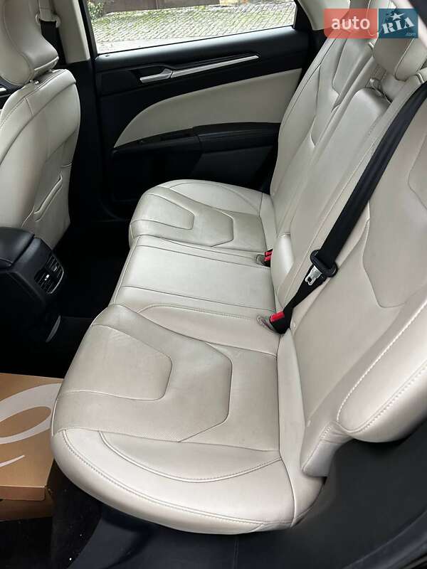 Седан Ford Fusion 2018 в Киеве