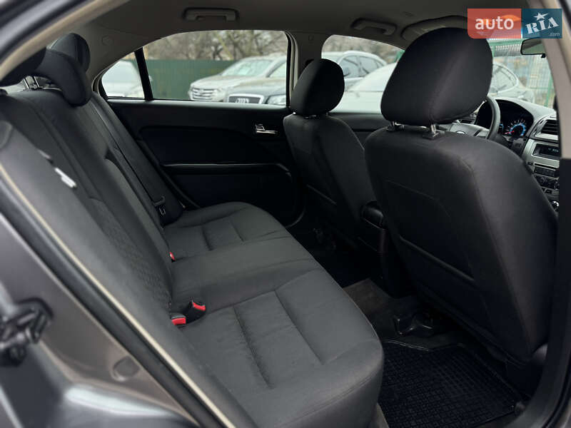 Седан Ford Fusion 2011 в Бердичеве