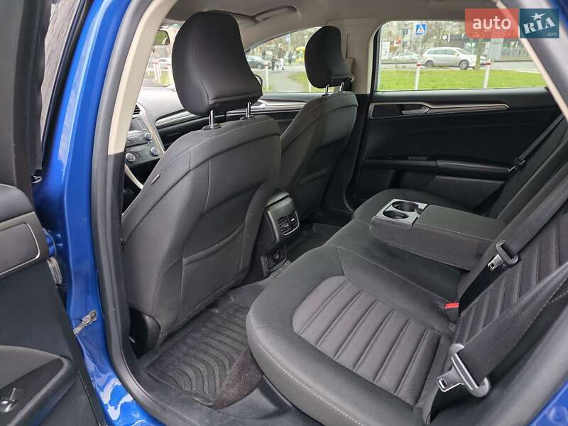 Седан Ford Fusion 2016 в Киеве
