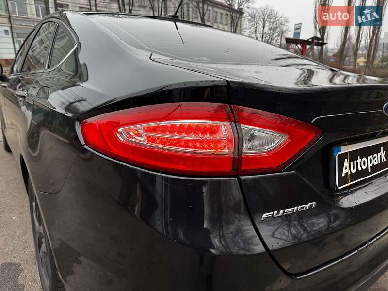 Седан Ford Fusion 2013 в Киеве