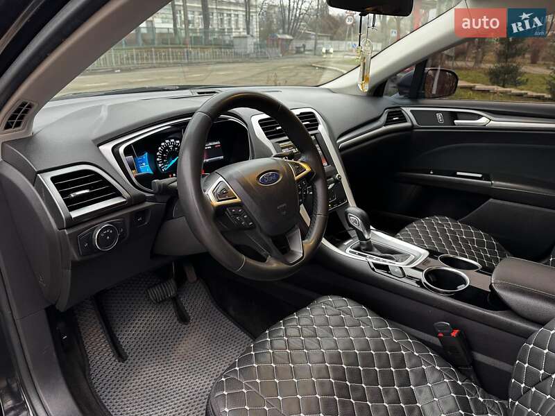 Седан Ford Fusion 2013 в Киеве