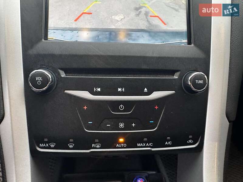 Седан Ford Fusion 2013 в Киеве