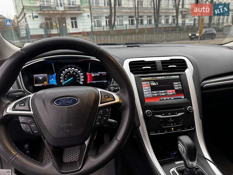 Седан Ford Fusion 2013 в Киеве