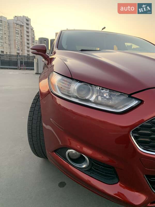 Седан Ford Fusion 2015 в Киеве