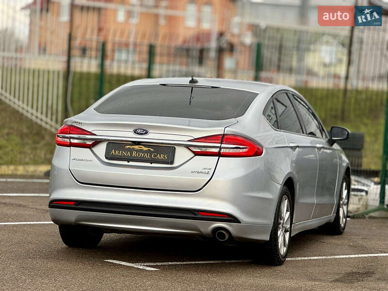 Седан Ford Fusion 2016 в Киеве