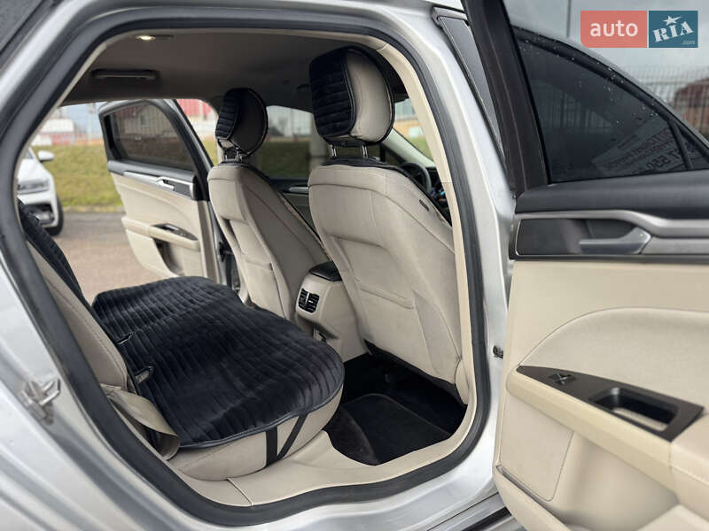 Седан Ford Fusion 2016 в Киеве