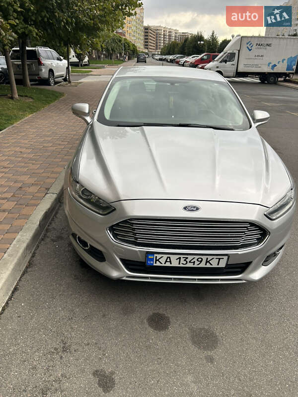 Седан Ford Fusion 2016 в Киеве