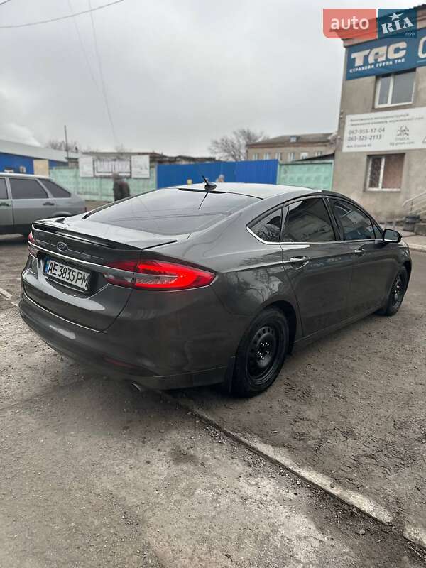 Седан Ford Fusion 2017 в Каменском