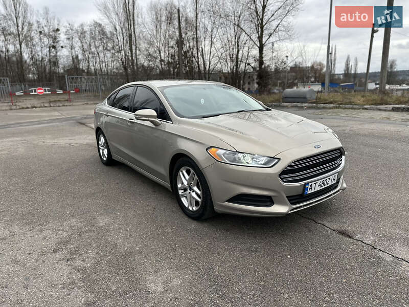 Ford Fusion 2015