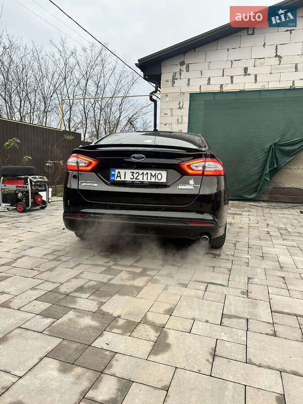 Седан Ford Fusion 2015 в Переяславі