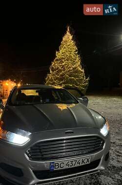 Седан Ford Fusion 2013 в Шептицькому