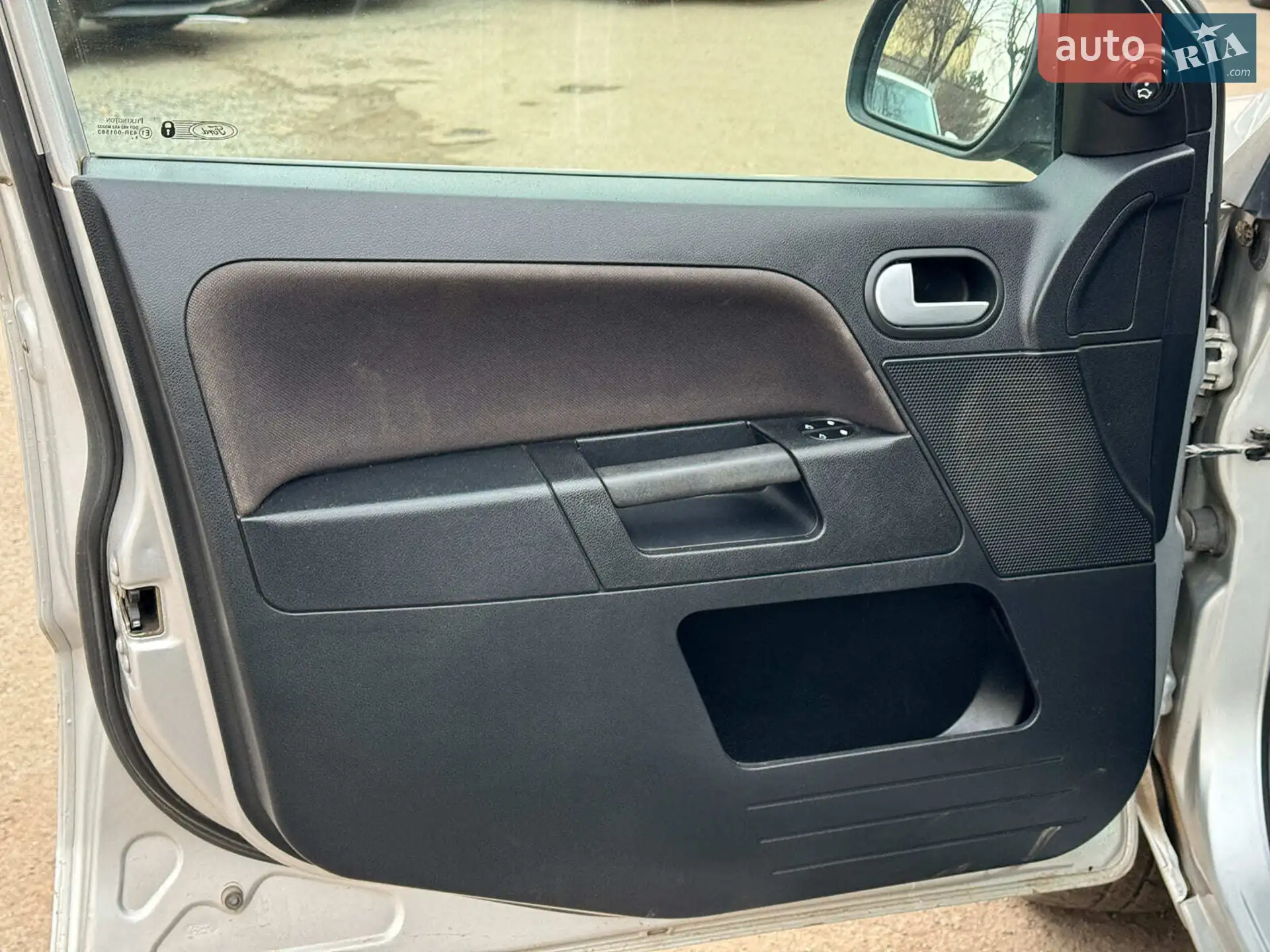 2010 Ford Fusion - мініатюра 11