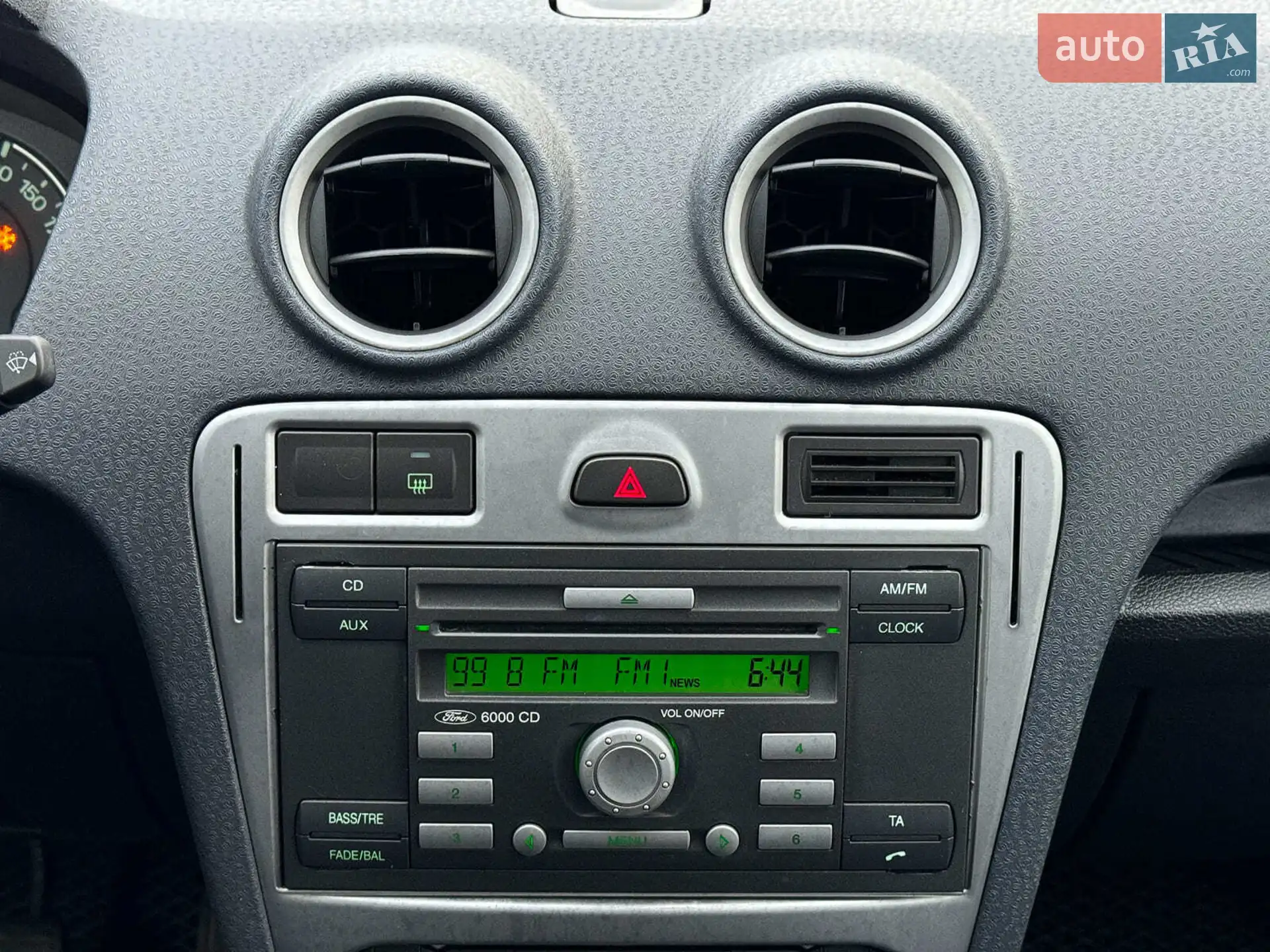 2010 Ford Fusion - мініатюра 26