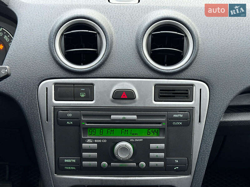 Хэтчбек Ford Fusion 2010 в Виннице