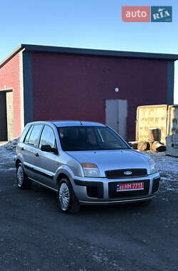 Хэтчбек Ford Fusion 2007 в Ровно