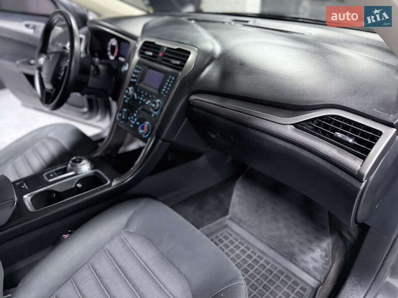 Седан Ford Fusion 2017 в Одессе