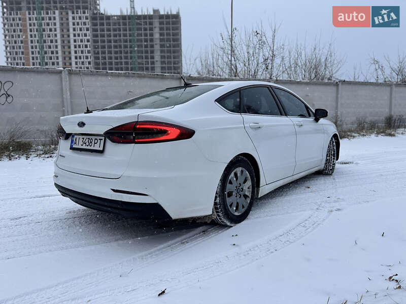 Седан Ford Fusion 2019 в Борисполе