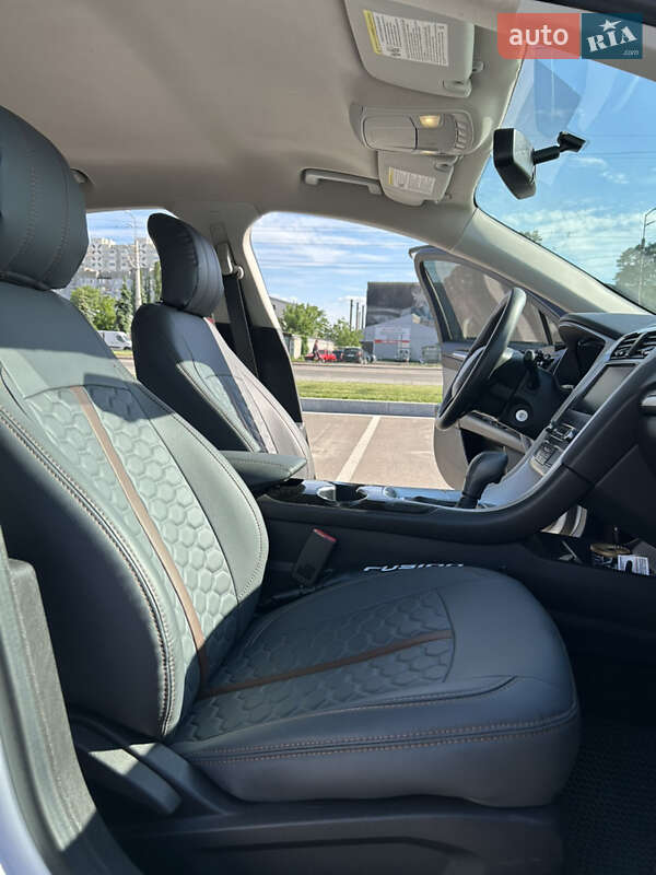 Седан Ford Fusion 2014 в Дніпрі