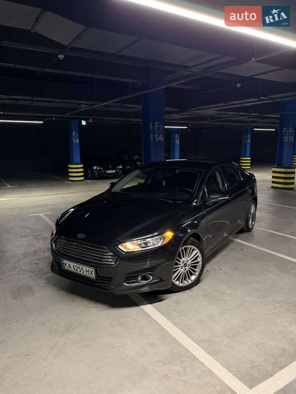 Седан Ford Fusion 2014 в Києві фото Седан Ford Fusion 2014 в Києві
