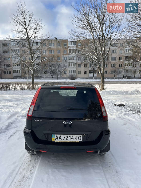 Хетчбек Ford Fusion 2011 в Ніжині