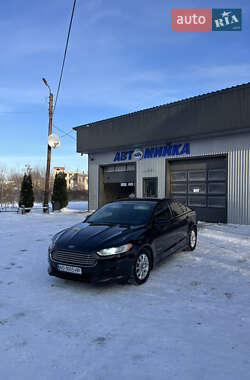Седан Ford Fusion 2015 в Сарнах