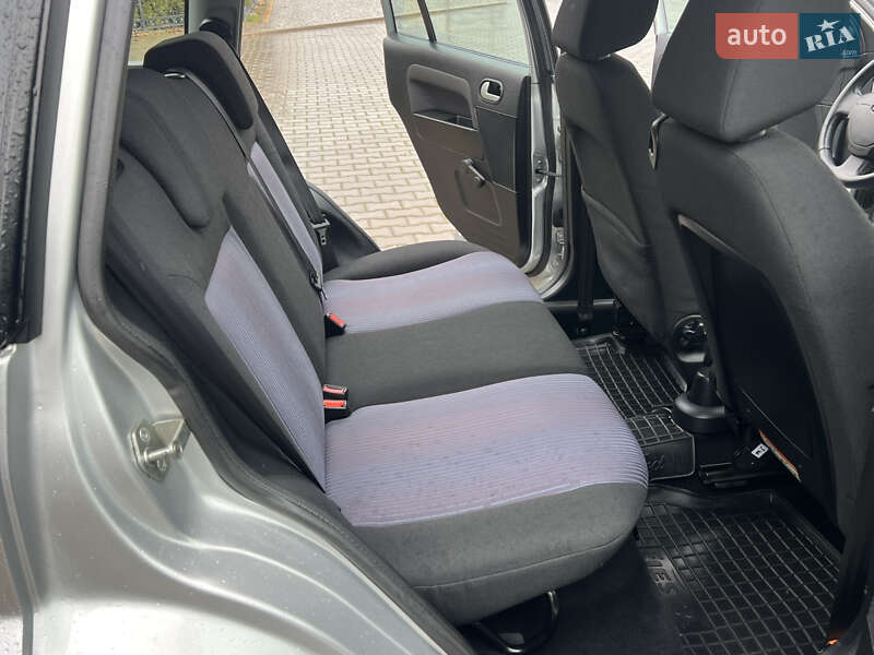 Хетчбек Ford Fusion 2010 в Одесі фото 34 Хетчбек Ford Fusion 2010 в Одесі