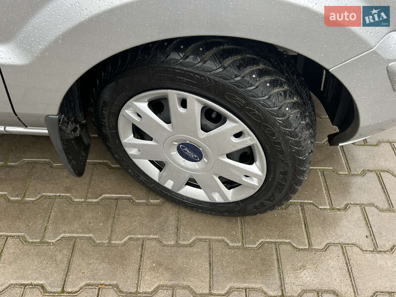 Хетчбек Ford Fusion 2010 в Одесі фото 48 Хетчбек Ford Fusion 2010 в Одесі