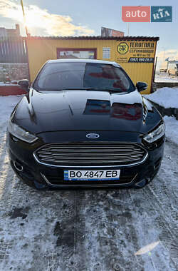 Седан Ford Fusion 2015 в Тернополі