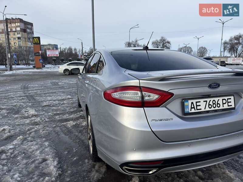 Седан Ford Fusion 2013 в Покровському