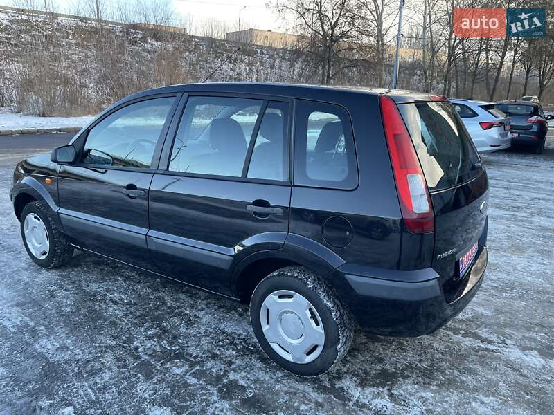 Хетчбек Ford Fusion 2008 в Луцьку