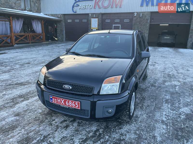 Хетчбек Ford Fusion 2008 в Луцьку