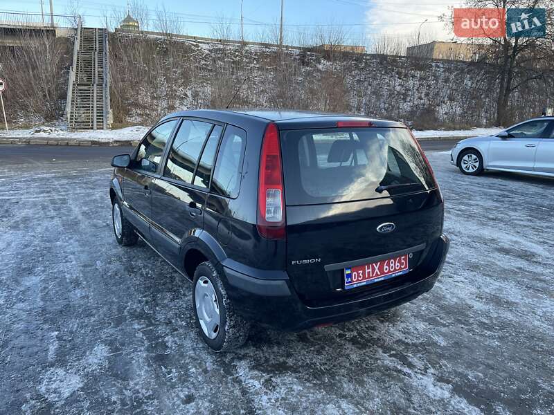 Хетчбек Ford Fusion 2008 в Луцьку