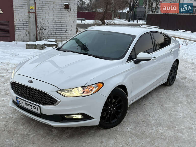 Седан Ford Fusion 2016 в Борисполі
