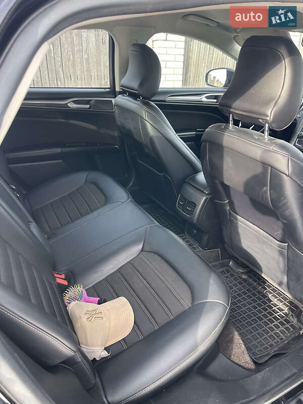 Седан Ford Fusion 2016 в Киеве