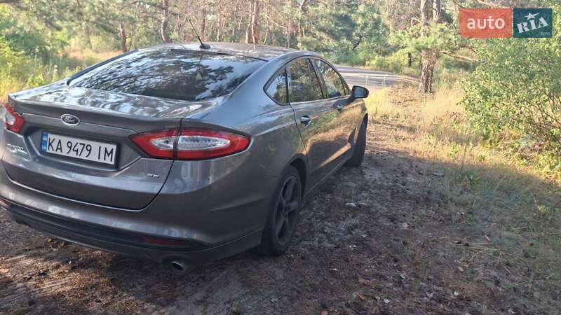 Седан Ford Fusion 2013 в Дніпрі
