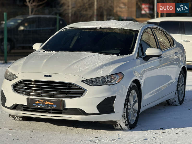 Седан Ford Fusion 2019 в Киеве