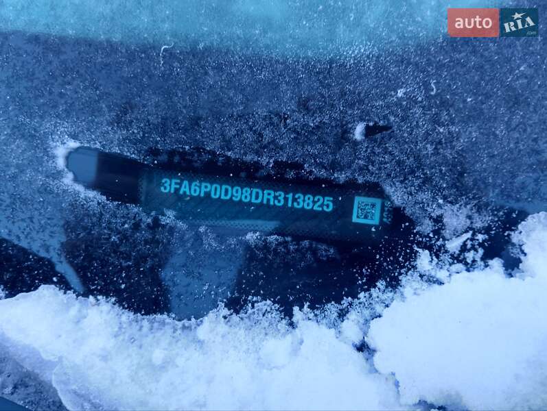 Седан Ford Fusion 2013 в Львове