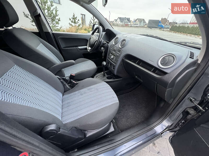 Хетчбек Ford Fusion 2009 в Луцьку