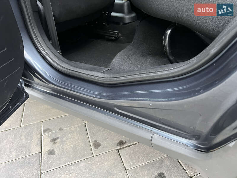 Хетчбек Ford Fusion 2009 в Луцьку