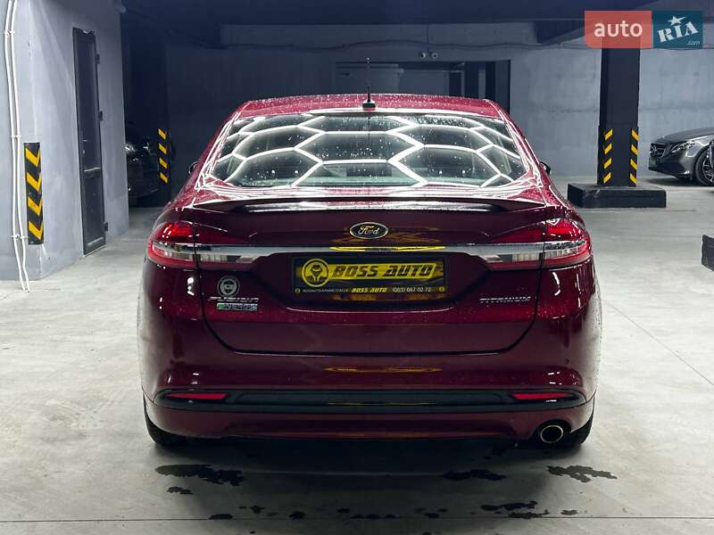 Седан Ford Fusion 2016 в Чернівцях