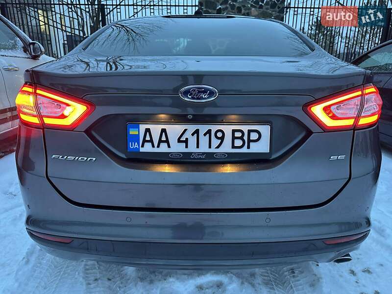 Седан Ford Fusion 2015 в Киеве