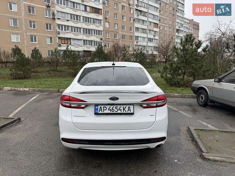 Седан Ford Fusion 2016 в Запоріжжі