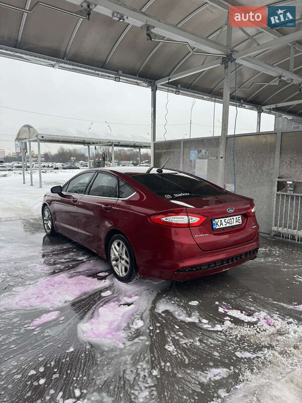 Седан Ford Fusion 2015 в Києві фото 5 Седан Ford Fusion 2015 в Києві