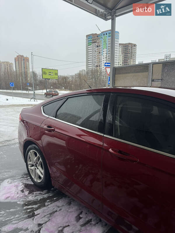 Седан Ford Fusion 2015 в Києві фото 9 Седан Ford Fusion 2015 в Києві