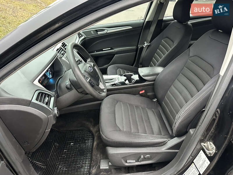 Седан Ford Fusion 2014 в Києві